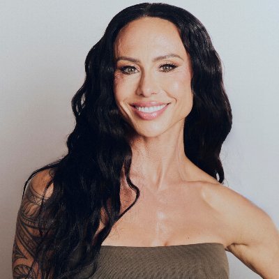 Dr. Gabrielle Lyon, MD